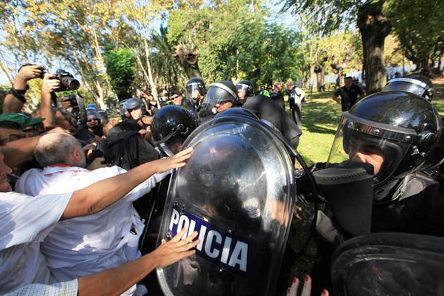 Este MARTES 30: ¡Paro y Movilización! ¡Seamos miles en las calles para pararle la mano a Macri!