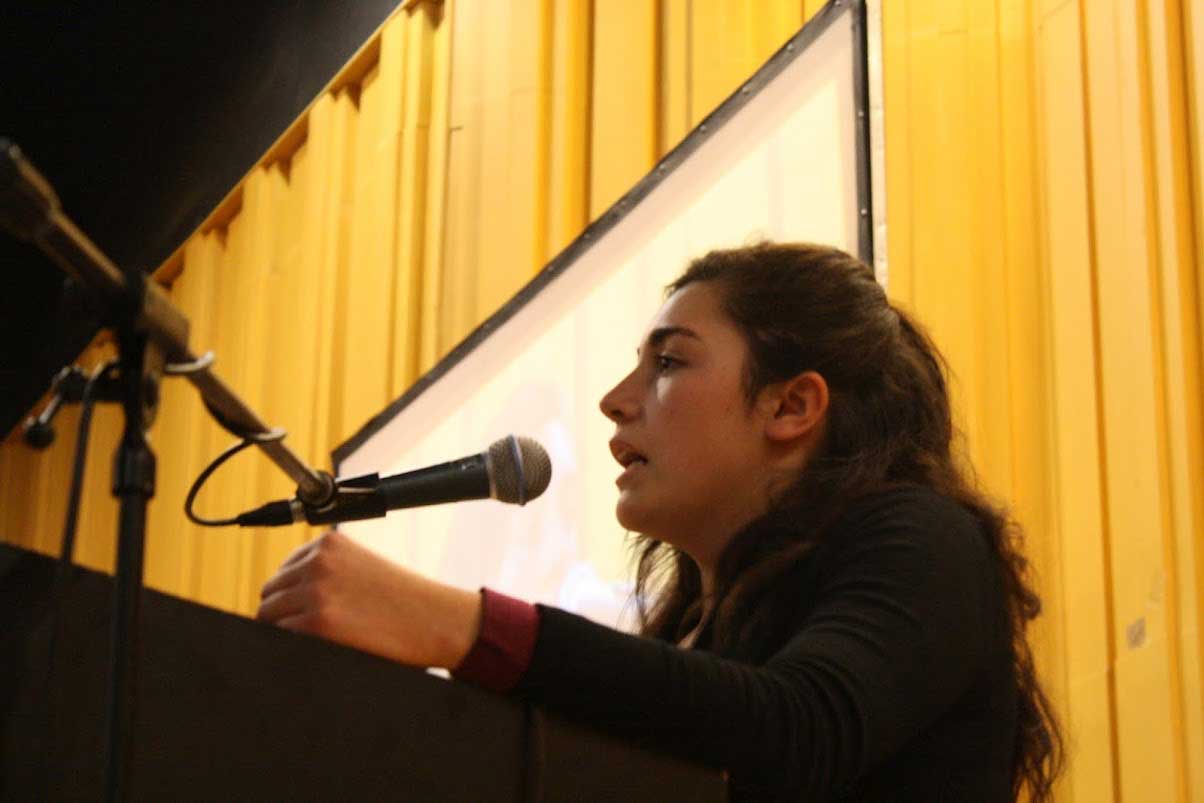 Bárbara Brito, dirigente estudiantil chilena, habló en la inauguración del Congreso de FUA 
