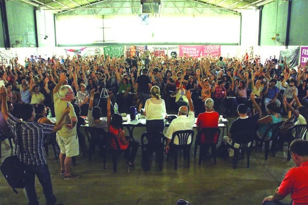 Más de 600 docentes con mandato votan paro por 72 horas y exigen a la CTERA un plan de lucha