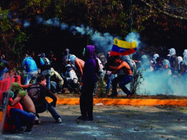 Continúa la tensión y la crisis abierta en Venezuela