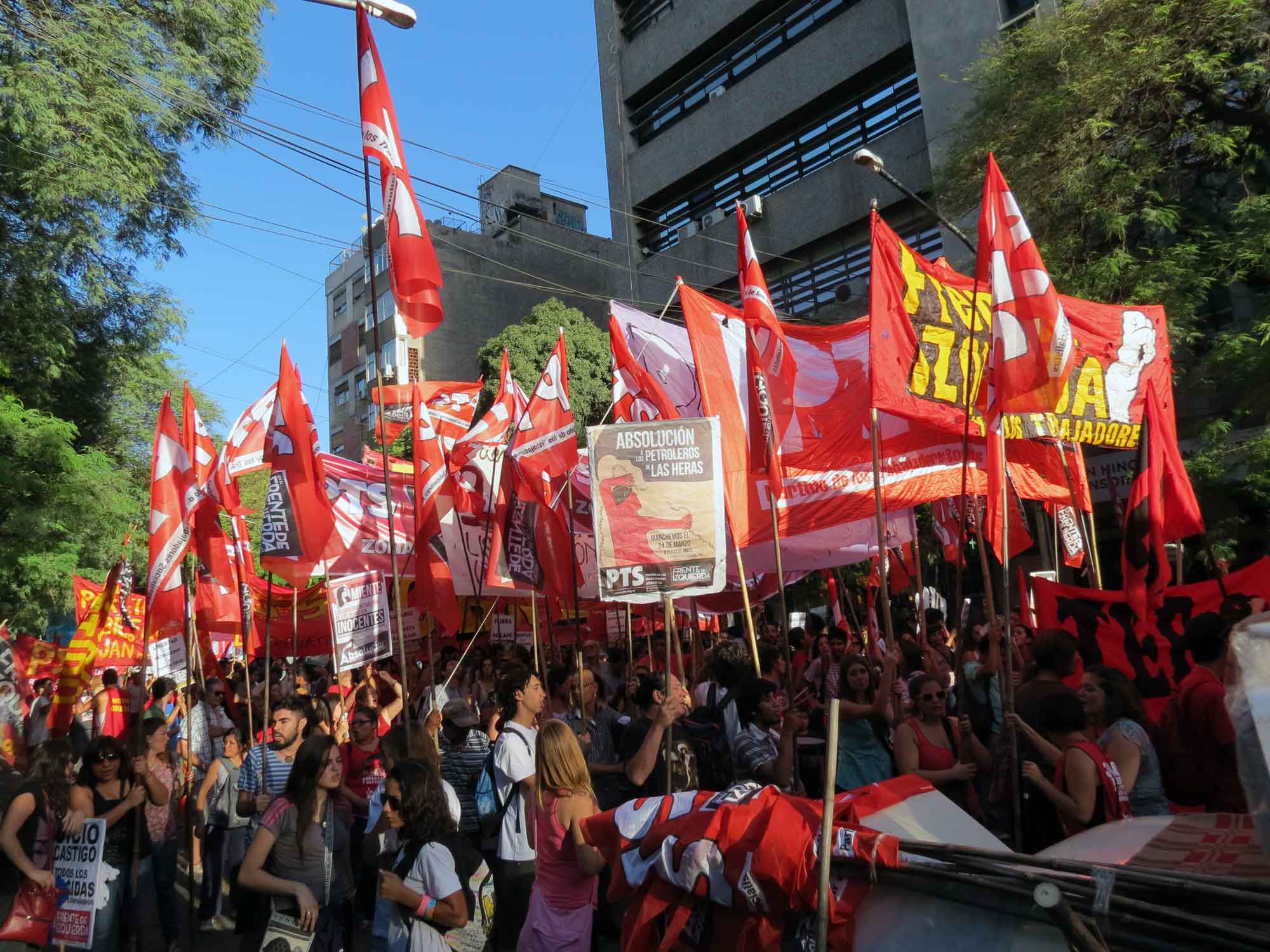 El FIT se moviliza por la absolución de los petroleros, contra Milani y el ajuste a los trabajadores