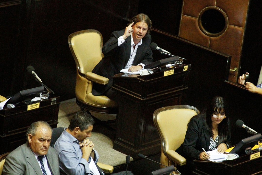 Tres intervenciones de Christian Castillo en la Legislatura bonaerense