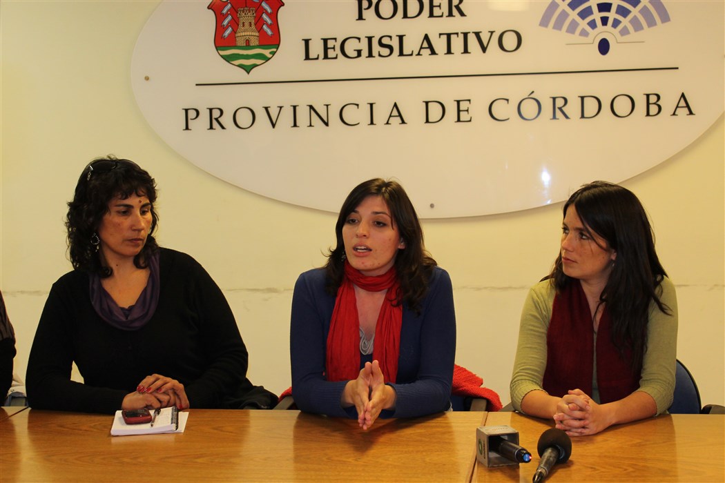 Noelia Barbeito en Córdoba por la defensa de la banca del FIT