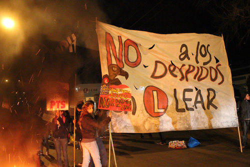 Acción de solidaridad en LEAR Córdoba por despidos y suspensiones