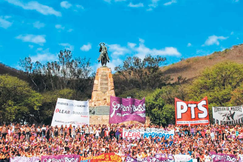 Pan y Rosas: ¡Miles de mujeres haremos vibrar el estadio!
