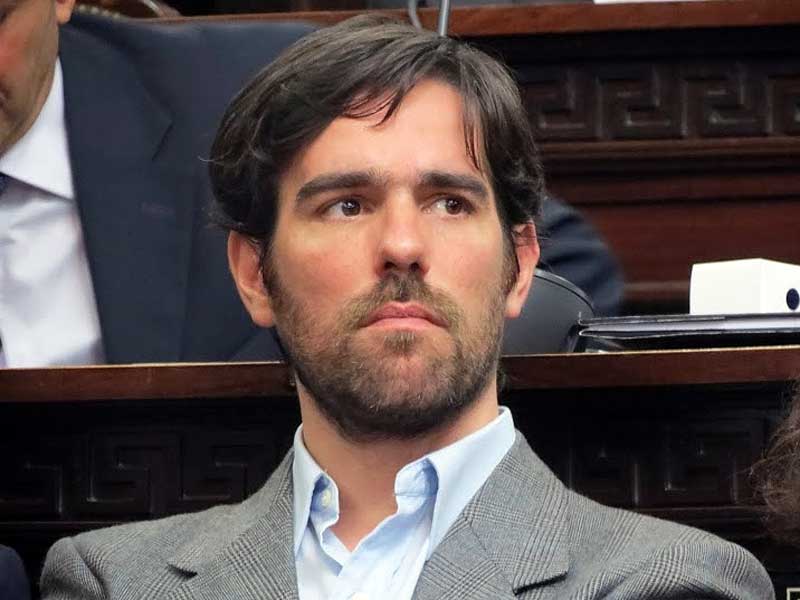 Del Caño presentó impugnación administrativa al sorteo de carteleras de Suárez
