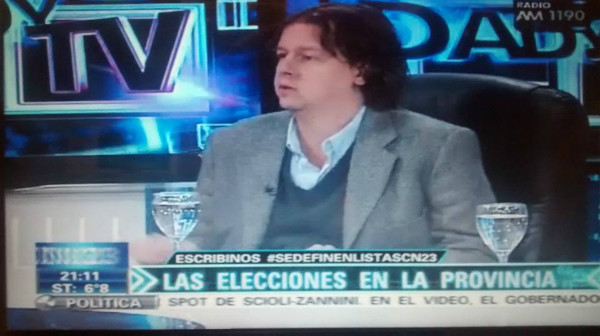 Christian Castillo en el programa Dady TV por CN23
