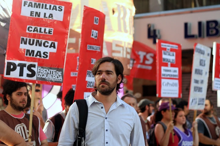 Del Caño: “Para que el Gobierno retroceda con los tarifazos hay que salir a las calles”