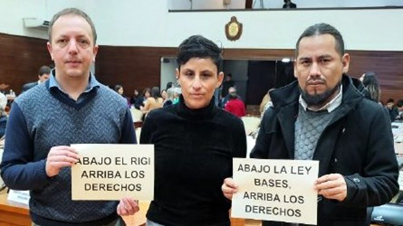 Diputados del FIT: "La ley bases fue parida con corrupción y represión"
