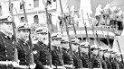 Un desfile militar nac & pop