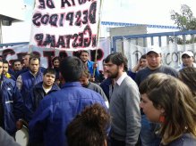 Diputado Nicolás del Caño se solidariza con sesenta despedidos de importante autopartista