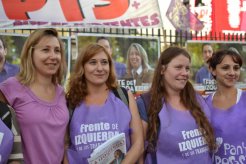 Myriam Bregman con cientos de mujeres en apoyo al Frente de Izquierda en la Ciudad