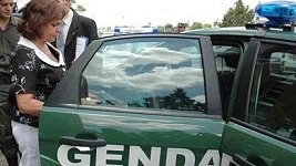Los que "extorsionan" son ellos