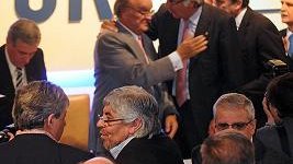 Complaciendo al capital 