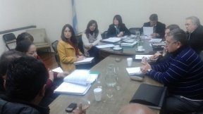 Senadora Barbeito del FIT junto a los municipales de Lavalle en la Legislatura