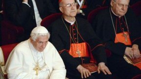 El papado a la deriva