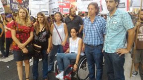 El PTS-FIT inició la jornada por libertad de Milagro Sala con un corte en Corrientes y Callao