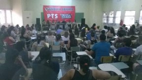 Raúl Godoy, Natalia Hormazabal y Graciela Frañol, precandidato y precandidatas del PTS en Neuquén