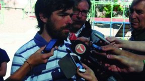 Que todo legislador y funcionario político cobre lo mismo que una docente 