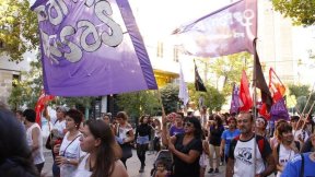 Reforma política: presentan proyecto para que haya un 50 % mínimo de mujeres en las listas