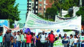 Neuquén: gran lucha de los trabajadores/as de la salud 