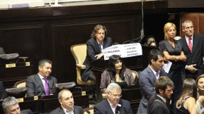 Christian Castillo: "Docentes y estatales ya le respondieron a Scioli con un gran paro provincial"