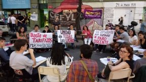 Estudiantes y docentes de Filosofía y Letras UBA realizarán un abrazo a la facultad en defensa de la educación pública