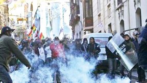 Bolivia: Mineros asalariados exigen nacionalización y abren crisis política nacional
