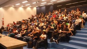 Brasil: Más de 150 participantes en la presentación del libro sobre la Revolución Española