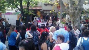Vigilia docente en la Jefatura Regional de Tigre por no cobro de salarios