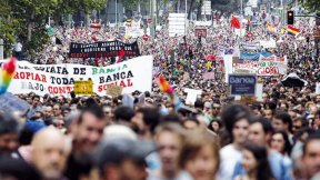 Los indignados llenaron las plazas nuevamente