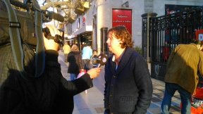 Christian Castillo: “Scioli cena los empresarios, nosotros vamos con los trabajadores”