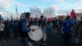 “Una FUBA junto a los trabajadores para enfrentar al Gobierno y a la Franja Morada”