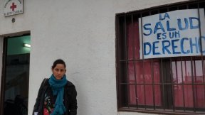 Natalia Morales: “Hay centros de salud con goteras y se turnan para atender pero el gobierno financia el negocio privado de la salud”