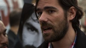 Del Caño: “El Gobierno sigue mintiendo para encubrir a los responsables”