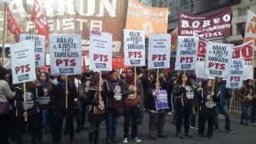 Corte en Corrientes y Callao en jornada de lucha de la izquierda y el sindicalismo combativo