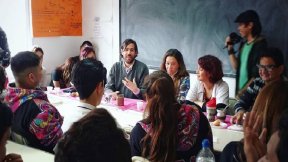 En Lomas de Zamora, Del Caño charló con estudiantes secundarios