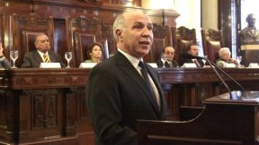 Triunfo político del gobierno (pero la democratización ‘bien, gracias')
