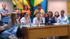 Amplio apoyo al reclamo de las trabajadoras despedidas del 0800 MUJER