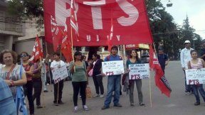 El PTS en el Frente de Izquierda marchó contra la Ley de Paritarias