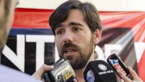Del Caño repudió la represión al pueblo mapuche que enfrenta a Benetton en Chubut
