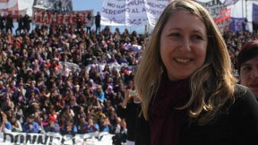 Bregman exige la transmisión del Encuentro Nacional de Mujeres por la TV Pública y Radio Nacional
