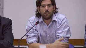 Nicolás del Caño (FIT): “Rechazamos el presupuesto del ajuste y la entrega”