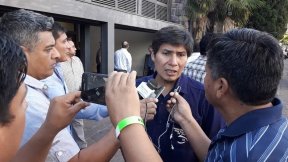 Alejandro Vilca: “Radicales y peronistas decidieron que la Legislatura no sesione, mientras Morales se suma a la ‘mesa chica' del ajuste”