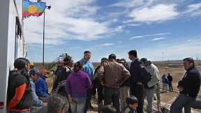 "Con extracción convencional o no, nadie dice que el gran problema es que las petroleras nos roban millones"