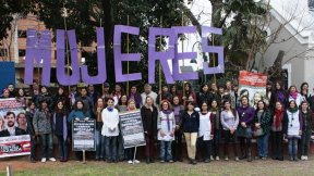  Myriam Bregman cerró campaña en Zona Norte con mujeres del FIT