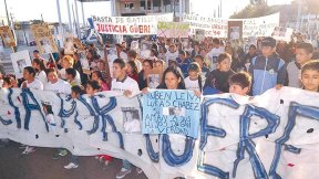 La juventud en las calles contra el gatillo fácil 