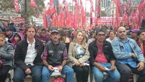 El Frente de Izquierda y el sindicalismo combativo movilizaron por el 1° de Mayo