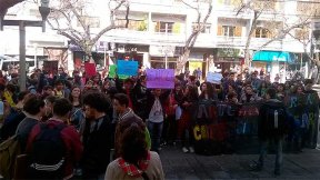 Estudiantes del Bellas Artes se manifestaron por falta de recursos