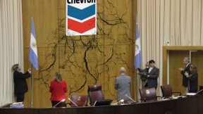 Un año de entrega a Chevron